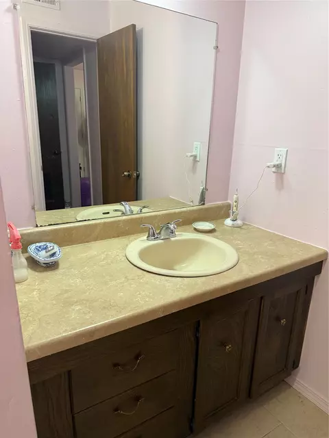 Bath - 4830 E 68th Street 144, Tulsa, OK 74136 photo 1 of 3