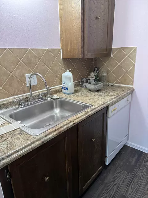 Kitchen - Undisclosed, Tulsa, OK 74136 photo 4 of 4