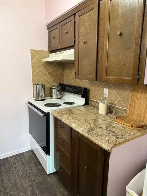 Kitchen - Undisclosed, Tulsa, OK 74136 photo 3 of 4