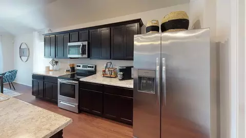 Kitchen - 1608 E Ithaca St, Broken Arrow, OK 74012 photo 1 of 2