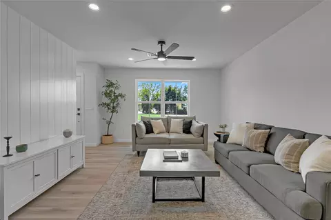 Living - 1047 E Young St, Tulsa, OK 74106 photo 4 of 5