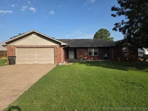 77 Dogwood Trl, Eufaula, OK 74432