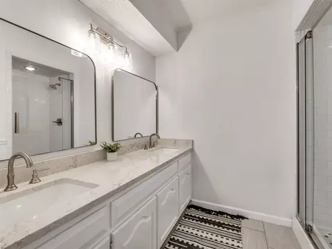 Bath - 8308 E 107th Pl, Tulsa, OK 74133 photo 1 of 8