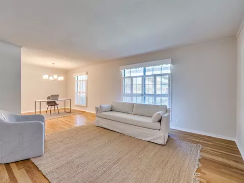 Living - 8308 E 107th Pl, Tulsa, OK 74133 photo 6 of 10