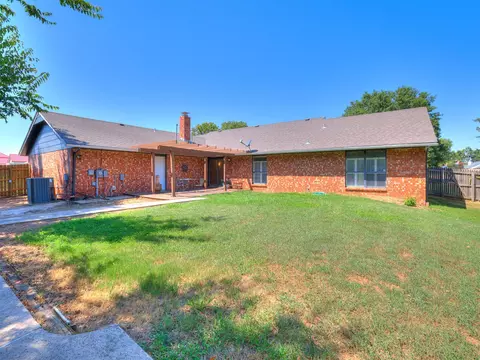 Exterior - 8308 E 107th Pl, Tulsa, OK 74133 photo 6 of 15