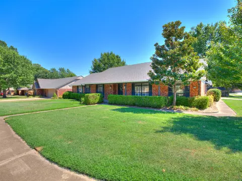 Exterior - 8308 E 107th Pl, Tulsa, OK 74133 photo 11 of 15