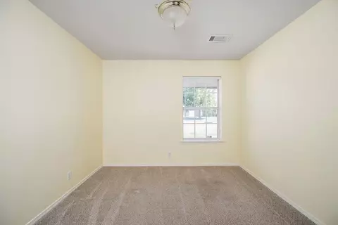 Bedroom - 19638 E 38th Pl S, Broken Arrow, OK 74014 photo 4 of 6