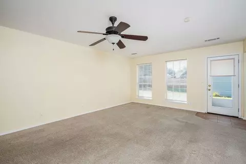 Living - 19638 E 38th Pl S, Broken Arrow, OK 74014 photo 3 of 5
