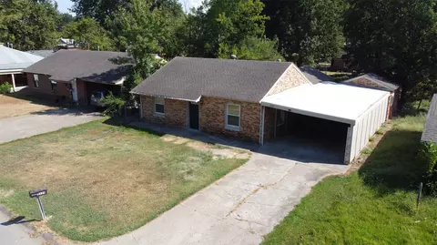 View/Area - 324 SE 4th St, Pryor, OK 74361 photo 2 of 2