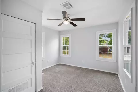 Bedroom - 1335 E Maple St, Cushing, OK 74023 photo 1 of 4