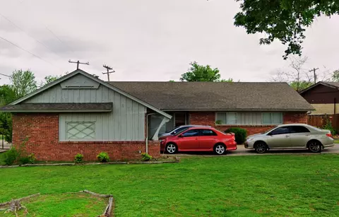 6717 E 58th Pl, Tulsa, OK 74145