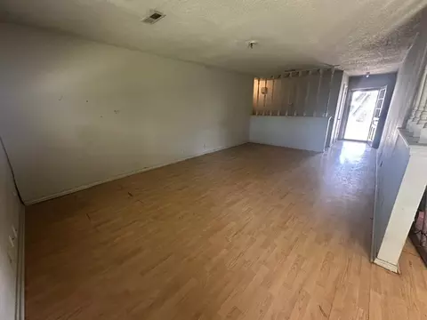 Living - 11502 E 64th St N, Broken Arrow, OK 74012 photo 2 of 5
