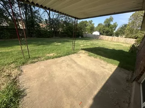 Exterior - 11502 E 64th St N, Broken Arrow, OK 74012 photo 3 of 10