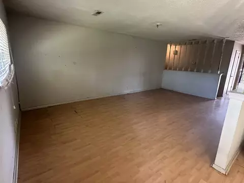 Living - 11502 E 64th St N, Broken Arrow, OK 74012 photo 3 of 5