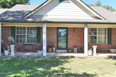 15730 S 297th East East Ave, Coweta, OK 74429
