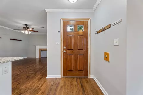 Entry Way - 2520 E 2nd St, Tulsa, OK 74104 photo 1 of 4