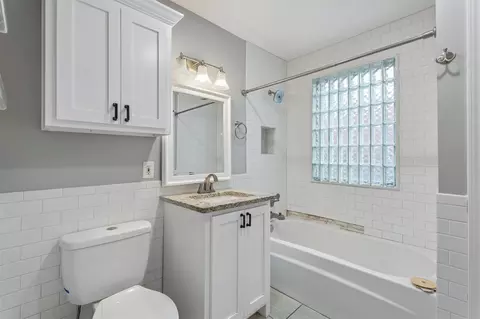 Bath - 2520 E 2nd St, Tulsa, OK 74104 photo 1 of 4