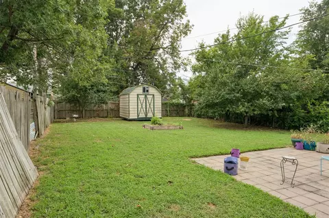 Exterior - 2520 E 2nd St, Tulsa, OK 74104 photo 9 of 14