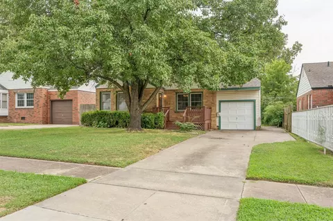Exterior - 2520 E 2nd St, Tulsa, OK 74104 photo 3 of 14