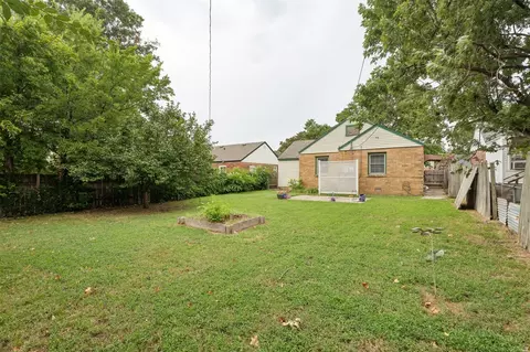 Exterior - 2520 E 2nd St, Tulsa, OK 74104 photo 14 of 14