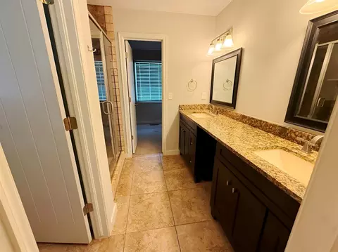 Bath - 7043 E 77th Pl, Tulsa, OK 74133 photo 1 of 2