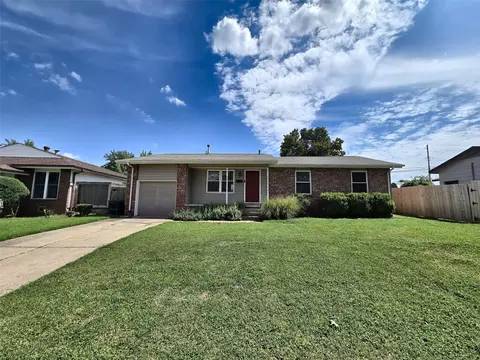 106 W 31 Pl S, Sand Springs, OK 74063