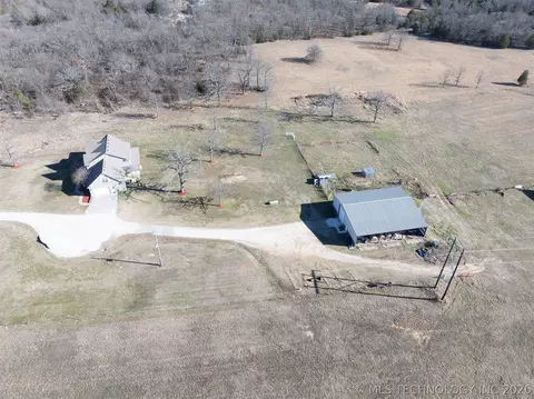 View/Area - 450778 E 1000 Rd, Gore, OK 74435 photo 1 of 6