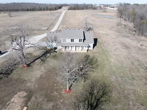 View/Area - 450778 E 1000 Rd, Gore, OK 74435 photo 2 of 6