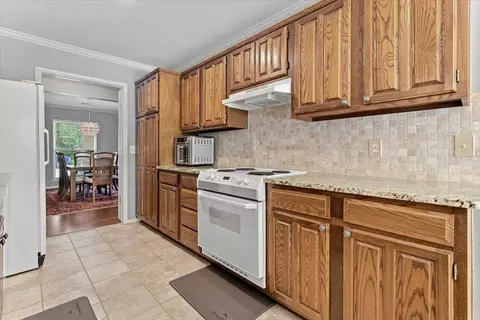 Kitchen - 6540 E 89th St, Tulsa, OK 74133 photo 1 of 2