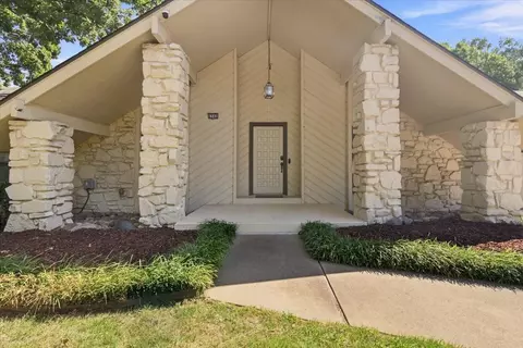 Exterior - 6540 E 89th St, Tulsa, OK 74133 photo 2 of 5