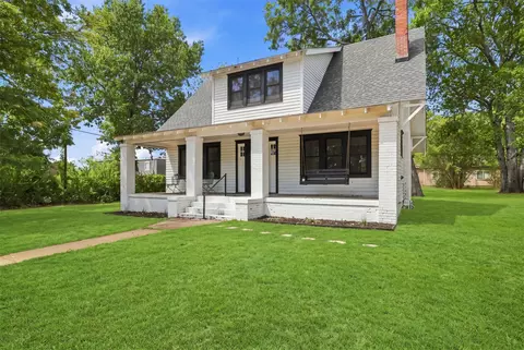 Exterior - 1301 N 3rd, Durant, OK 74701 photo 2 of 6