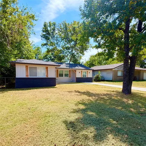 Exterior - 19552 E 1st Pl, Tulsa, OK 74108 photo 2 of 4