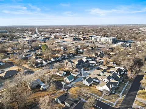 View/Area - 315 E Freeport St, Broken Arrow, OK 74012 photo 2 of 2