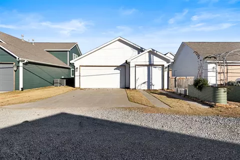 Exterior - 315 E Freeport St, Broken Arrow, OK 74012 photo 6 of 6