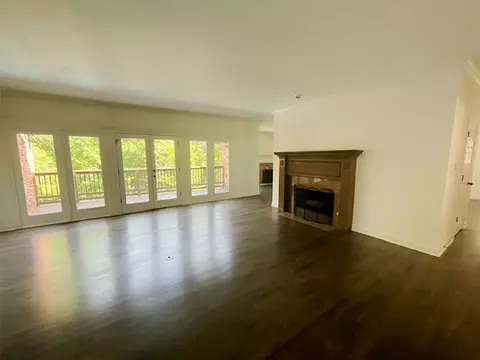 Living - 3813 E 99th Pl, Tulsa, OK 74137 photo 2 of 9