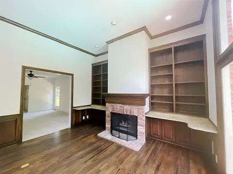 Living - 3813 E 99th Pl, Tulsa, OK 74137 photo 8 of 9