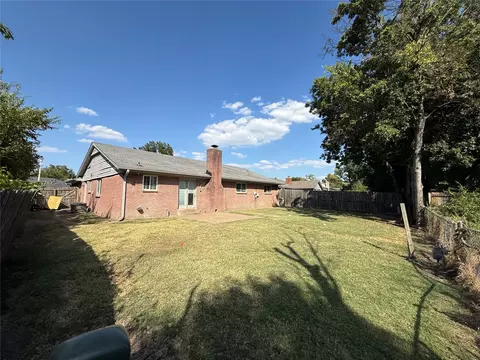 Exterior - 10134 E 24th East Pl, Tulsa, OK 74129 photo 3 of 5