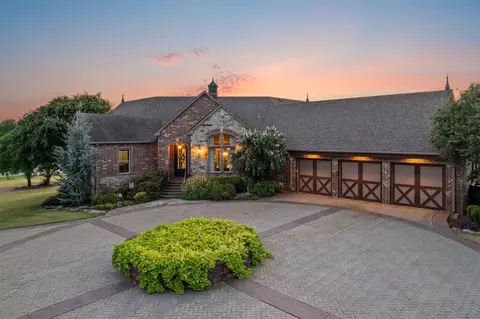13689 S Lewis Ave, Bixby, OK 74008
