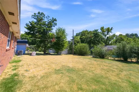 Exterior - 5718 E 23rd St, Tulsa, OK 74114 photo 4 of 4