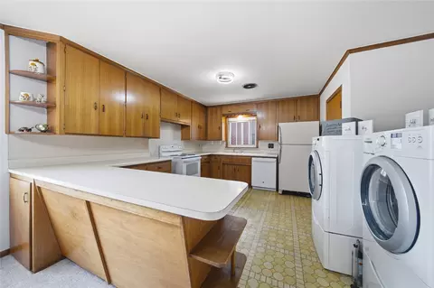 Kitchen - 5718 E 23rd St, Tulsa, OK 74114 photo 1 of 5