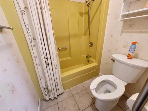 Bath - 112 Meadowlark, Eufaula, OK 74432 photo 6 of 7
