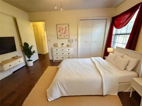Bedroom - 112 Meadowlark, Eufaula, OK 74432 photo 4 of 8