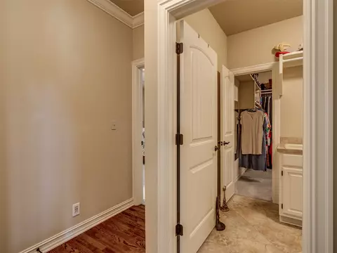 Entry Way - 9487 E 109th Pl, Tulsa, OK 74133 photo 7 of 13