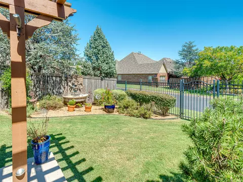Exterior - 9487 E 109th Pl, Tulsa, OK 74133 photo 8 of 17