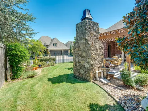 Exterior - 9487 E 109th Pl, Tulsa, OK 74133 photo 9 of 17