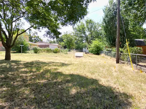 Exterior - 517 Webb Ave, Ada, OK 74820 photo 12 of 13