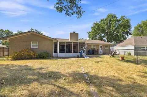 Exterior - 6619 E 57th St, Tulsa, OK 74145 photo 6 of 8