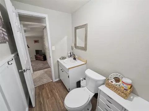Bath - 23884 E 808 Rd, Welling, OK 74471 photo 4 of 5