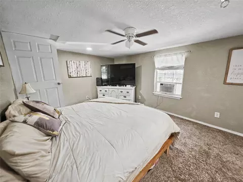 Bedroom - 23884 E 808 Rd, Welling, OK 74471 photo 13 of 18