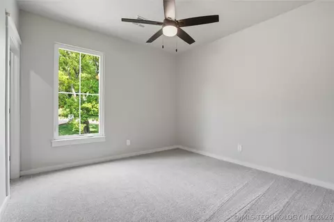 Bedroom - 28334 E 71st East Pl S, Broken Arrow, OK 74014 photo 6 of 9